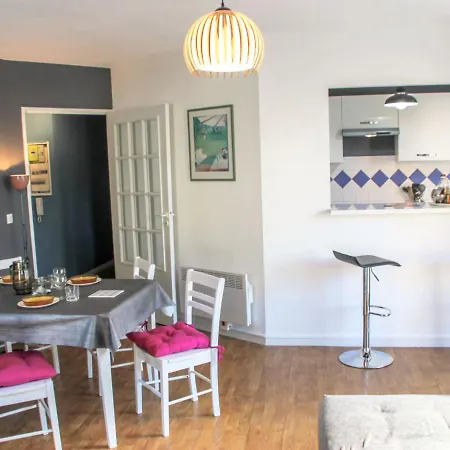 Atxuria By Interhome *